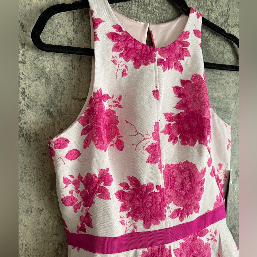 Floral Pink and White gown with pockets modest dress - Picture 4 of 10